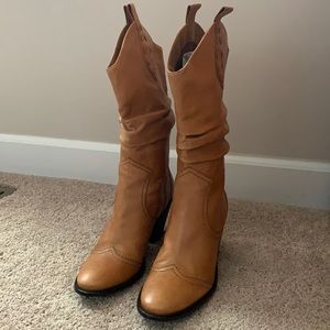 BCBG Slouch Cowboy Boots, size 8